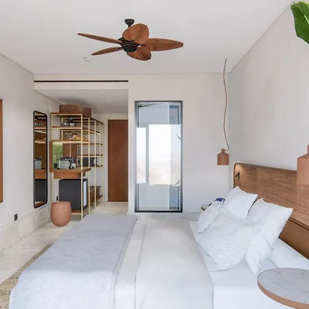Hotel Innside By Melia 5*